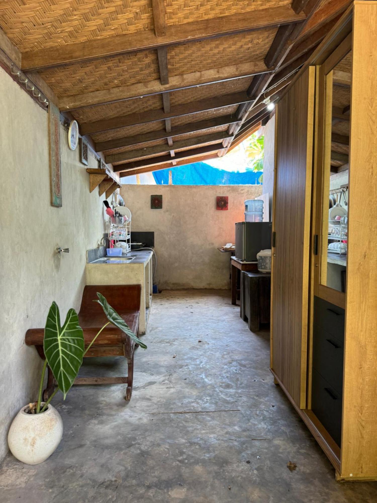 Al-Shifa Healing House Lombok Hotel Gili Air Exterior photo